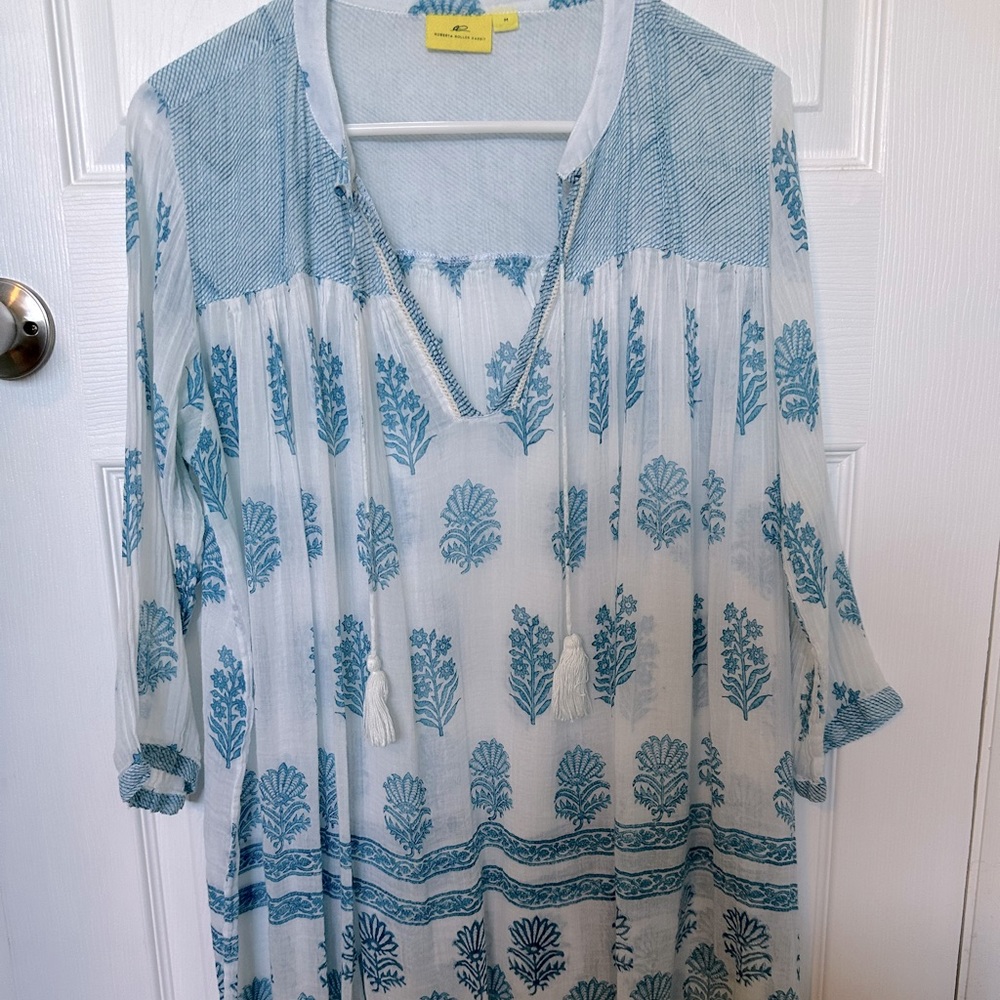 Linen coverup with gorgeous detailing.